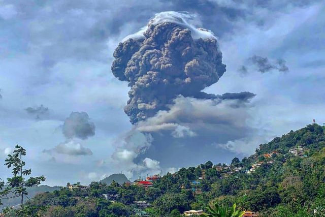 Plumes of ash billow from the La Soufrière volcano on the island of St. Vincent and the Grenadines which started erupting on 9th April. ©Navin Pato Patterson via UN News